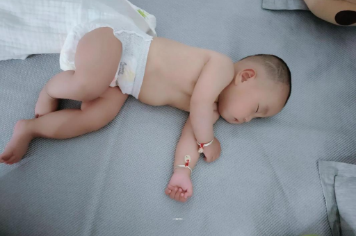 涟源孕妇显怀早的原因